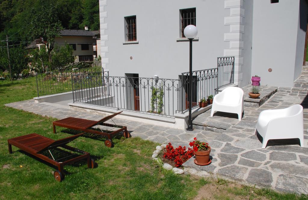 Ca' Del Borgo Hotel Cadarese Екстериор снимка