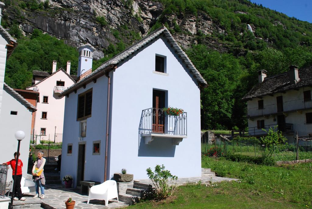 Ca' Del Borgo Hotel Cadarese Екстериор снимка