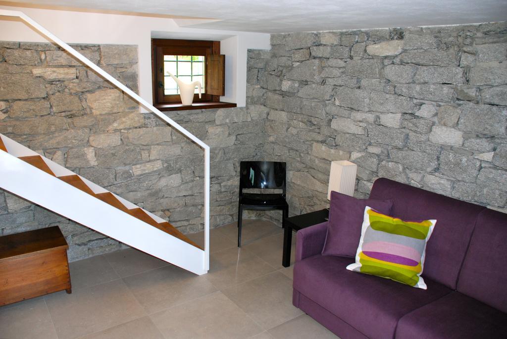 Ca' Del Borgo Hotel Cadarese Екстериор снимка